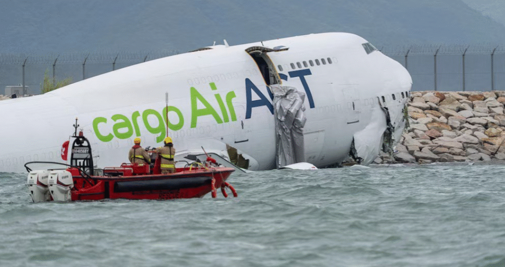 Hong Kong cargo plane accident